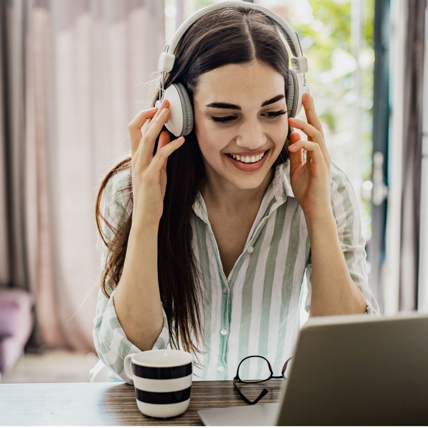 10 Secrets That Make Netflix Unique